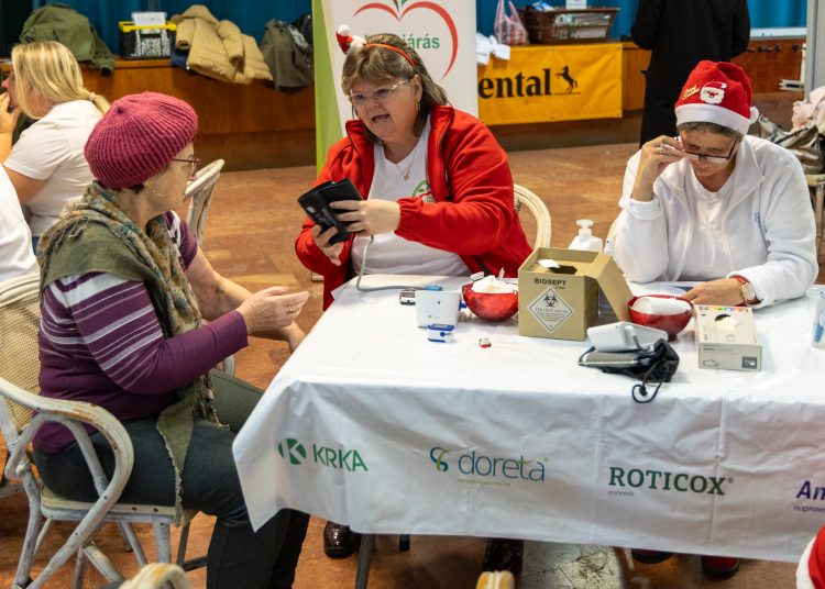 Galéria az ingyenes egészségügyi szűrésről