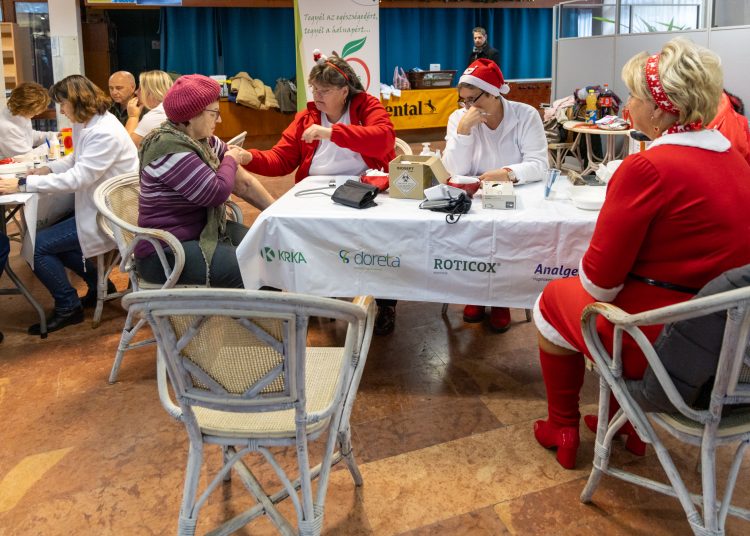 Galéria az ingyenes egészségügyi szűrésről