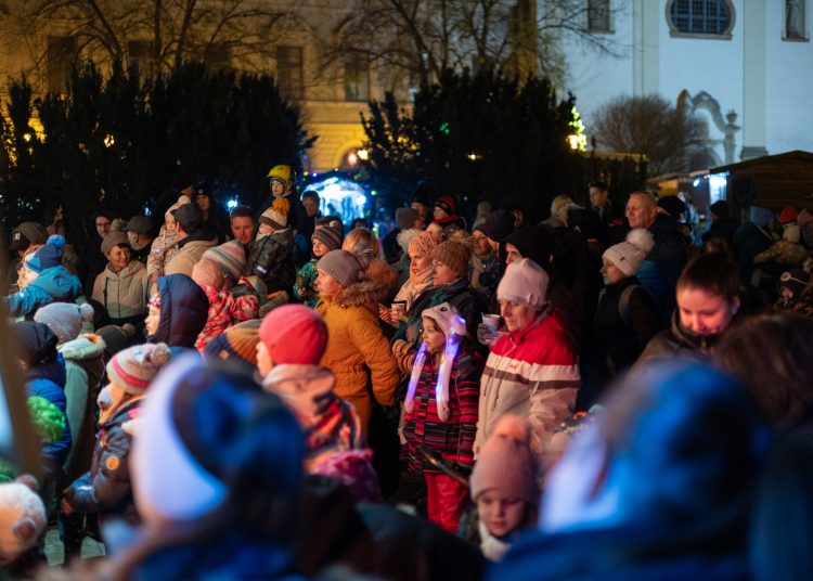 Handabanda-koncerten is megjelent a Mikulás – galéria