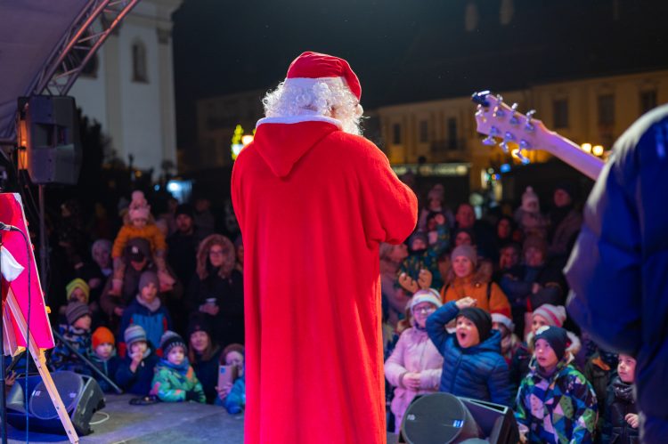 Handabanda-koncerten is megjelent a Mikulás – galéria