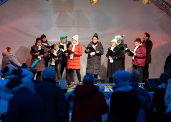 Galéria a vasárnapi közös éneklésről