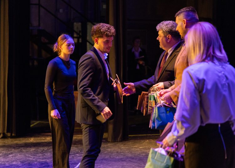 Elismeréseket osztottak ki a váci kiválóságoknak a sportgálán – képekkel