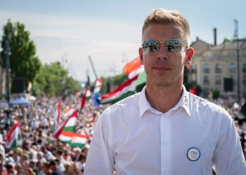 Nyilvános vitára hívja Magyar Péter Orbán Viktort