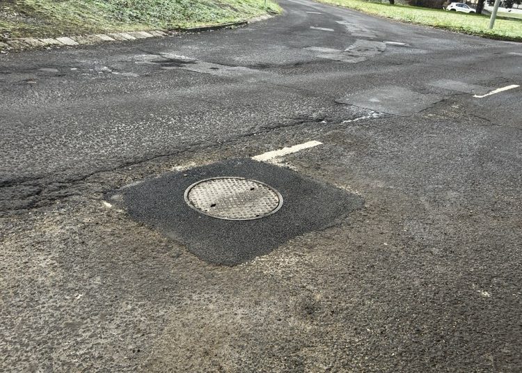 Balesetveszélyes állapotot szüntetett meg a Városfejlesztő