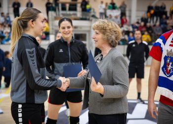 Az EB-bronzérmes váciakat köszöntötte Matkovich Ilona  – videó