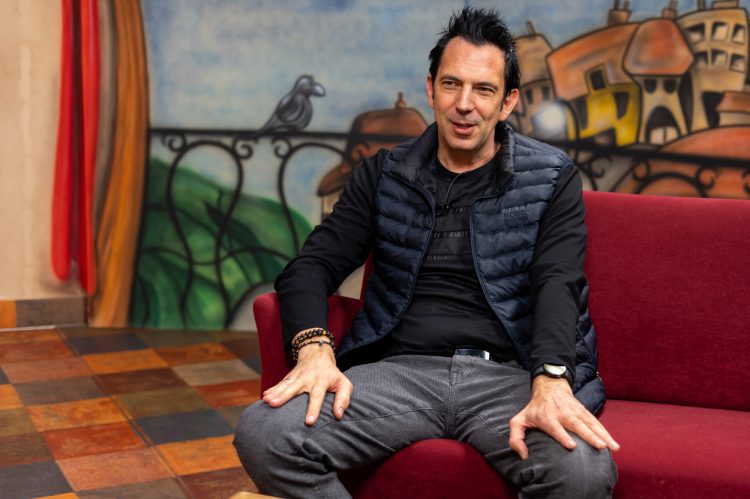 Folytatódhat a főtéri monumentális festménysorozat -videó