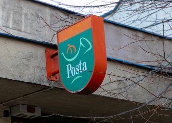 Két postát is megmentett az önkormányzat a bezárástól Vácon – videó