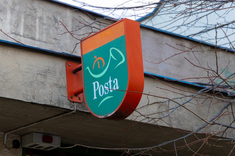 Két postát is megmentett az önkormányzat a bezárástól Vácon – videó