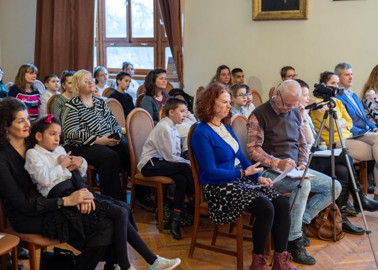 Verses mesemondó verseny volt a Cházár András EGYMI-ben – videóval és galériával