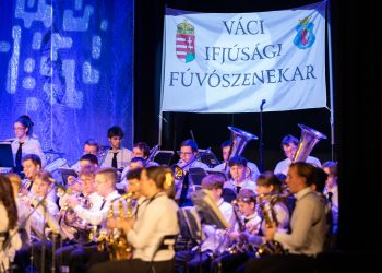 Jótékonysági koncertet tartottak a deákvári óvodák javára – galéria