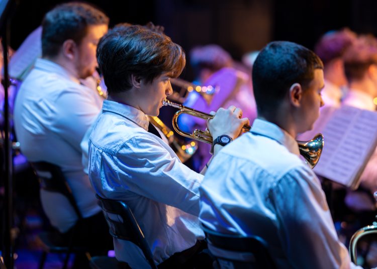 Jótékonysági koncertet tartottak a deákvári óvodák javára – galéria