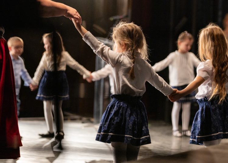 Jótékonysági koncertet tartottak a deákvári óvodák javára – galéria