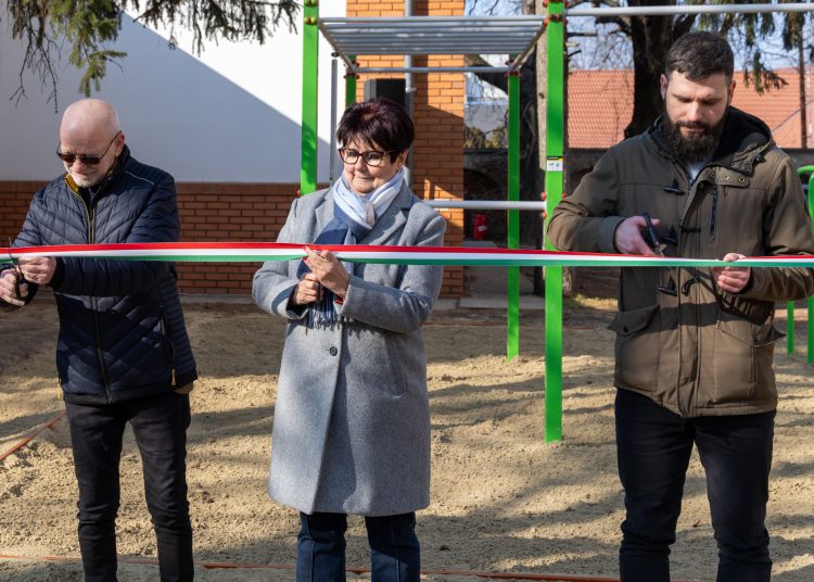 Új edzőparkot avattak a Cházár András EGYMI-ben – galéria és videó