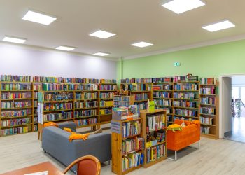 Újra látogatható a városi könyvtár – videó és galéria
