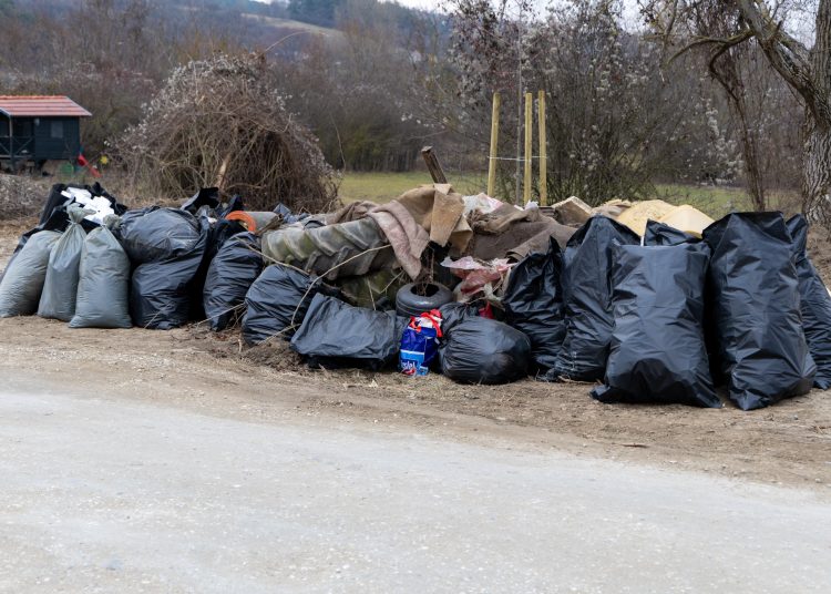 11 milliójába kerültek a szemetelők a váciaknak 2024-ben