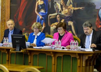 A minisztériumhoz fordul közétkeztetési javaslatával a váci testület