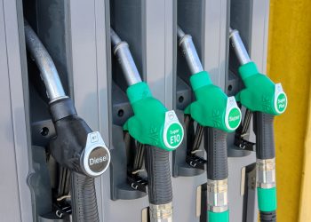 Csütörtöktől emelkednek az üzemanyagárak