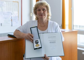 Magyar Arany Érdemkereszt kitüntetésben részesült a váci neurológus
