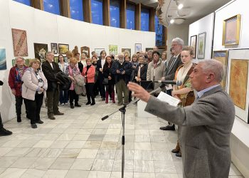 Tavaszi szél vizet áraszt – így zajlott a kiállításmegnyitó