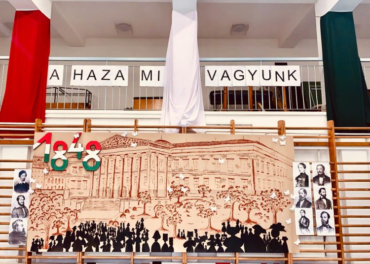 A forradalom ünnepe a Váci Petőfi Sándor Általános Iskolában