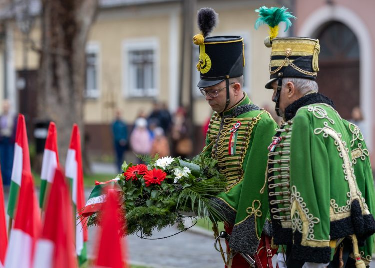 Így zajlott a városi ünnepség március 15-én-fotógaléria