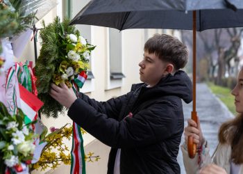 Így zajlott a városi ünnepség március 15-én-fotógaléria