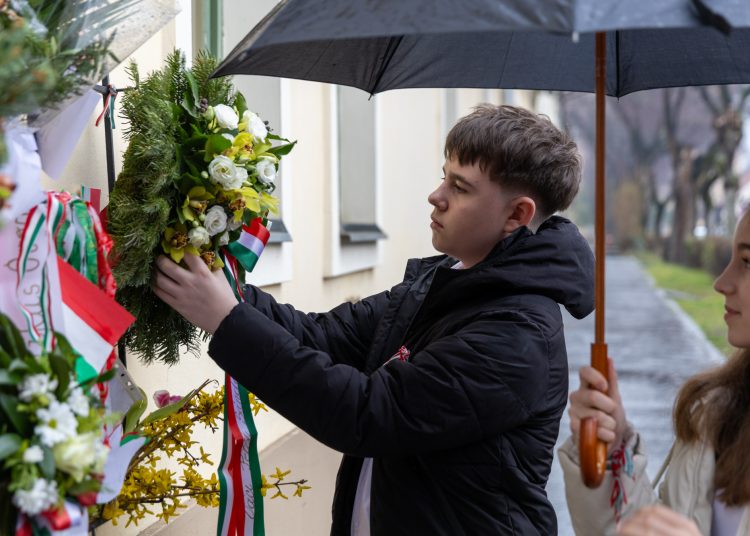 Így zajlott a városi ünnepség március 15-én-fotógaléria