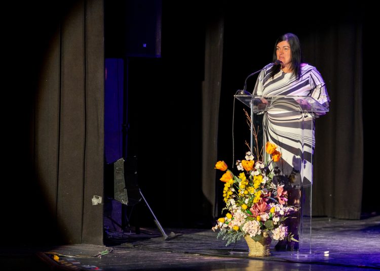 Zenés műsorral köszöntötte a nőket az önkormányzat