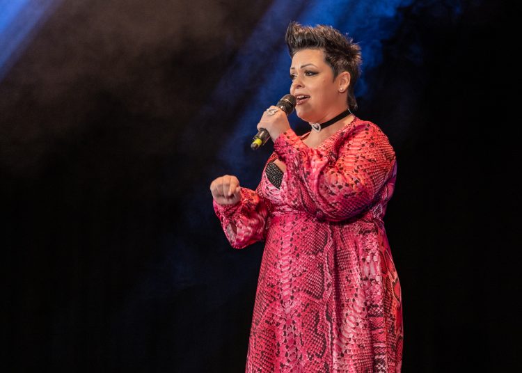 Zenés műsorral köszöntötte a nőket az önkormányzat