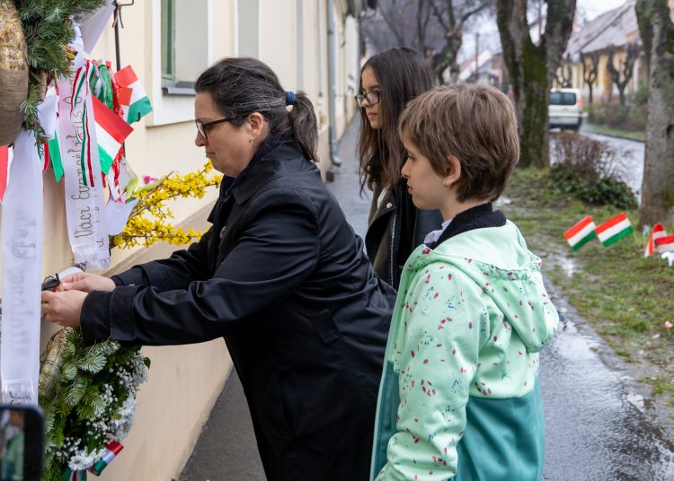 Így zajlott a városi ünnepség március 15-én-fotógaléria