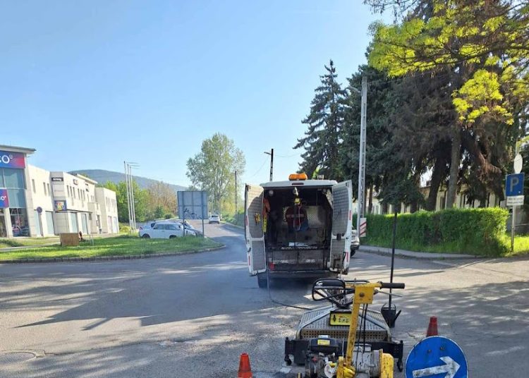 A Váci Városfejlesztő Kft. 2025.04.21. – 2025.04.27. közötti munkái – fotógaléria