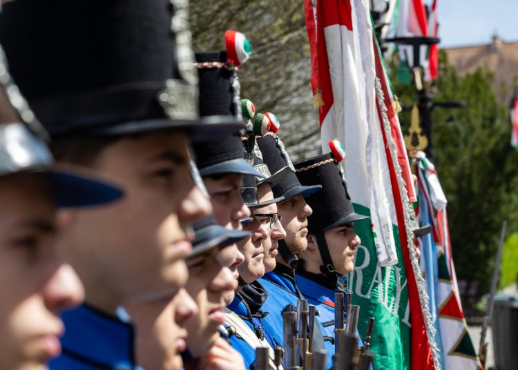 Győzelemmel végződött a váci ütközet – fotógaléria
