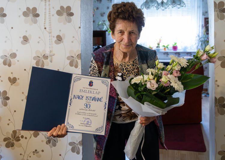 A 90 éves Joli nénit köszöntötték születésnapján
