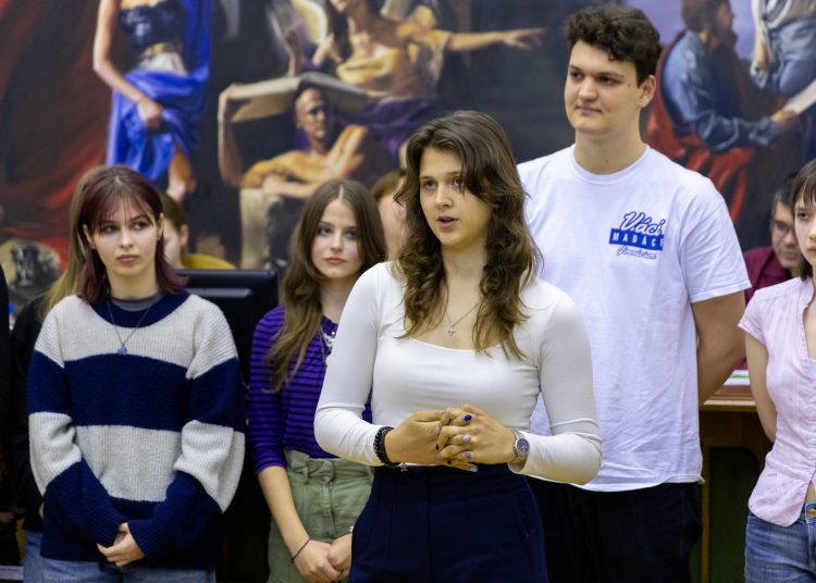 Szklenár Levente az új diákpolgármester Vácon -fotógaléria