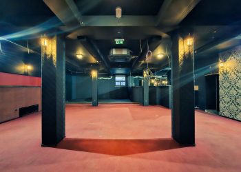 Pályázat az önkormányzati tulajdonú, Vác, Eszterházy utca 1. szám alatti, nem lakás célú helyiség hasznosítása tárgyban