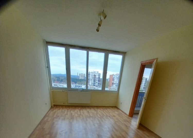 Önkormányzati ingatlanhirdetések – fotókkal