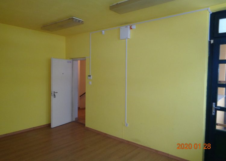 Vác Város Önkormányzat ingatlanhirdetései – fotókkal