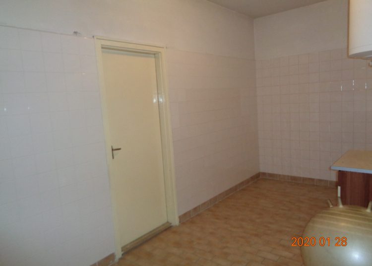 Vác Város Önkormányzat ingatlanhirdetései – fotókkal