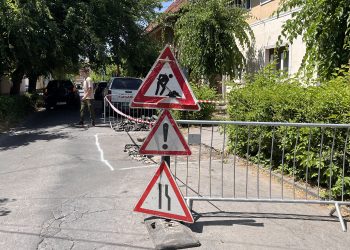 Útszűkületre, vagy akár útlezárásra is lehet számítani a Kossuth utcában