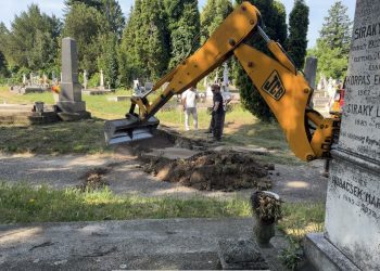 A héten helyreállítják az Avar utcai temető egyik fontos vízvevő helyét