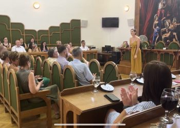 Csütörtökön köszöntötték a köztisztviselőket