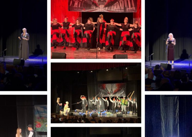 Nemcsak a tanévtől, hanem az igazgatótól is búcsúztak a petőfisek