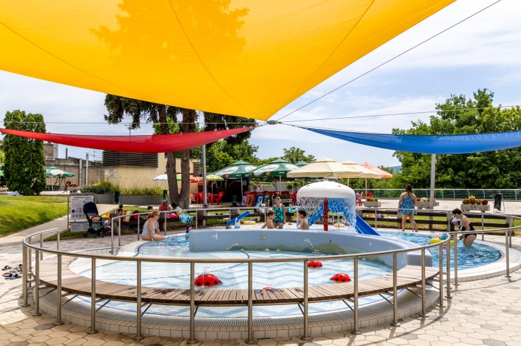 2025.07.07-én áramszünet miatt módosul a strand nyitva tartása