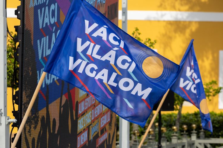 Megkezdődik a Vigalom helyszíneinek előkészítése – videóval