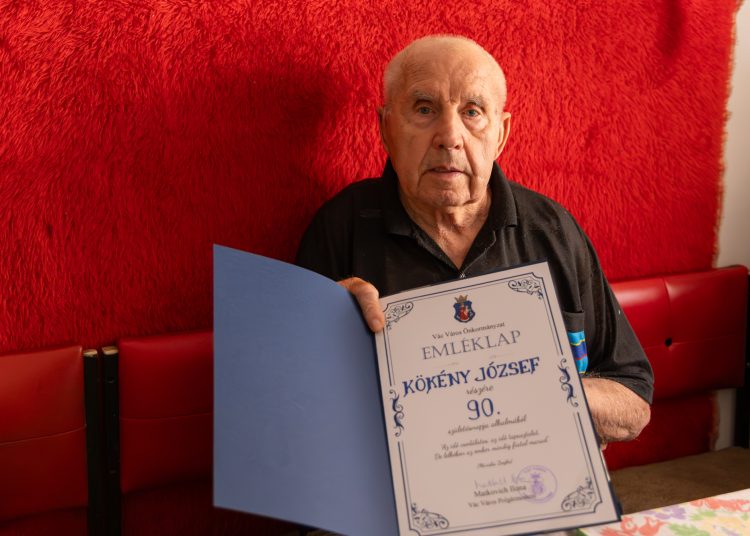 Az önkormányzat nevében köszöntötték Kökény Józsefet