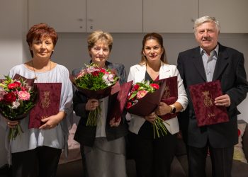 F E L H Í V Á S – „Vác Város Szociális Munkáért” kitüntető cím