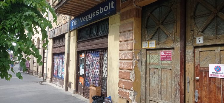 Önkormányzati ingatlanhirdetések – (fotókkal)