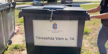 Egyelőre két társasház jutott új kukákhoz, szeptembertől folytatják a pályázatok elbírálását – videóval