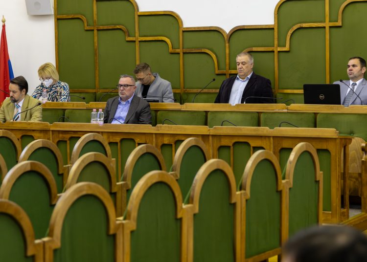 Még munkaidőben véget ért a szerdai testületi ülés