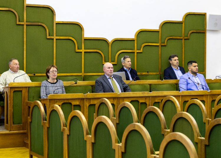 Még munkaidőben véget ért a szerdai testületi ülés